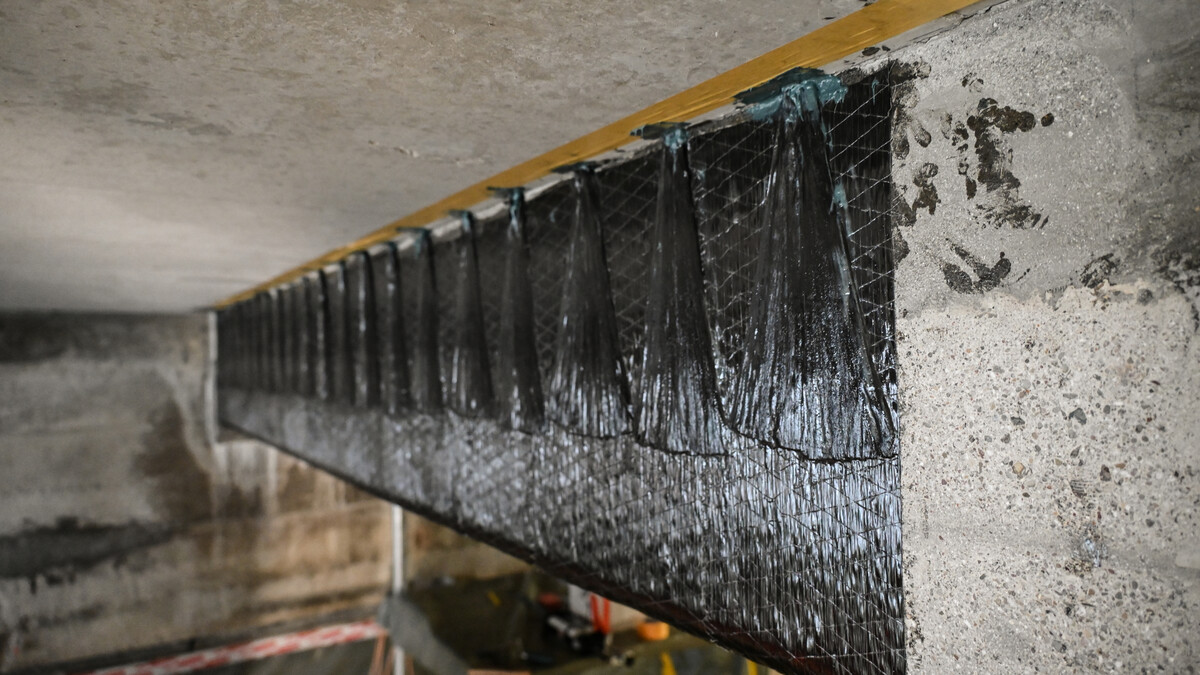 Alle forankringer er perfekt monteret og klar til det øverste lag.