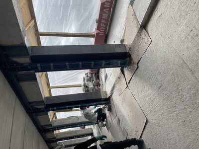 Forstærkning af etablerede søjler i bagvæg